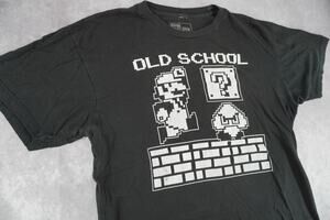 Super Mario Bros Old School Graphic T Shirt Mens Medium Nintendo Retro Gaming